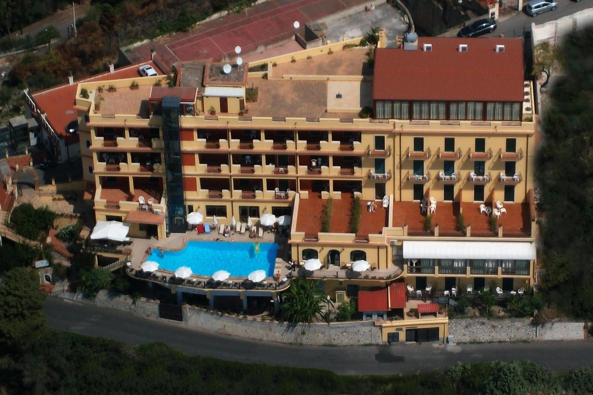 Hotel Sole Castello (Adults Only) Таормина Экстерьер фото